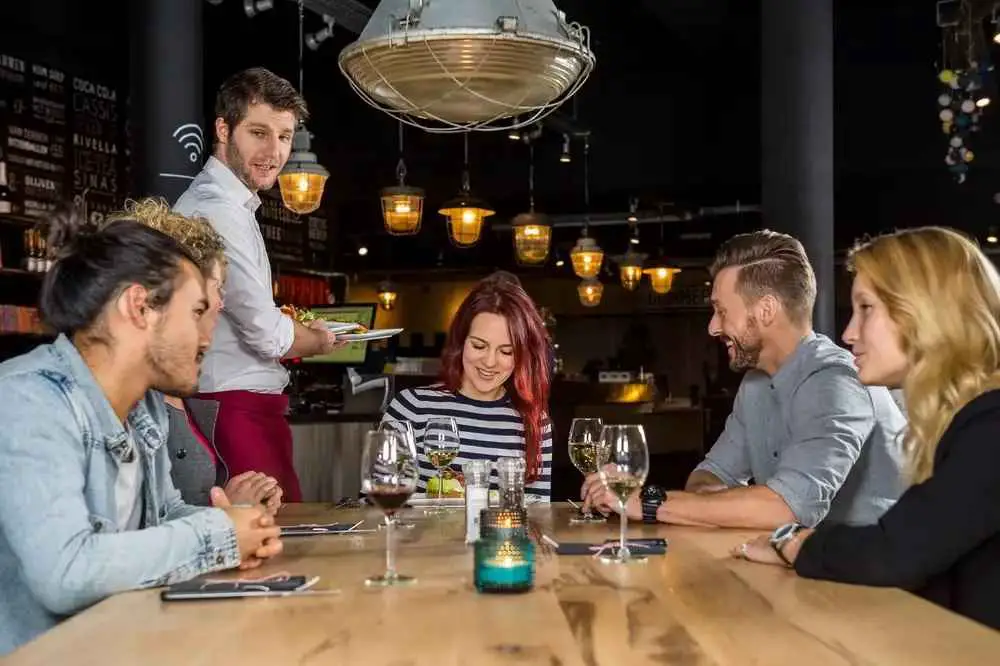 How To Save A Failing Restaurant?