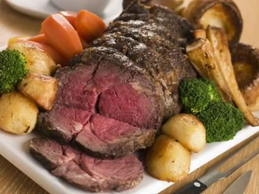 How Do Restaurants Reheat Roast Beef?