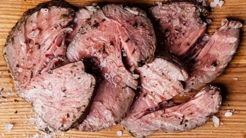 How Do Restaurants Reheat Roast Beef?
